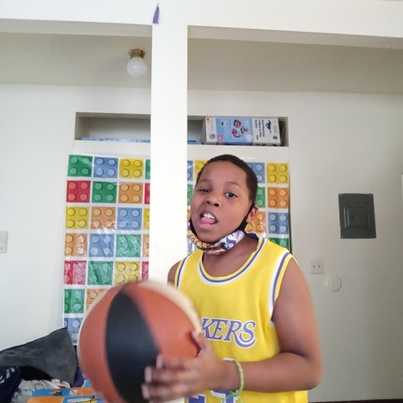 Free - Picture 4 of 7